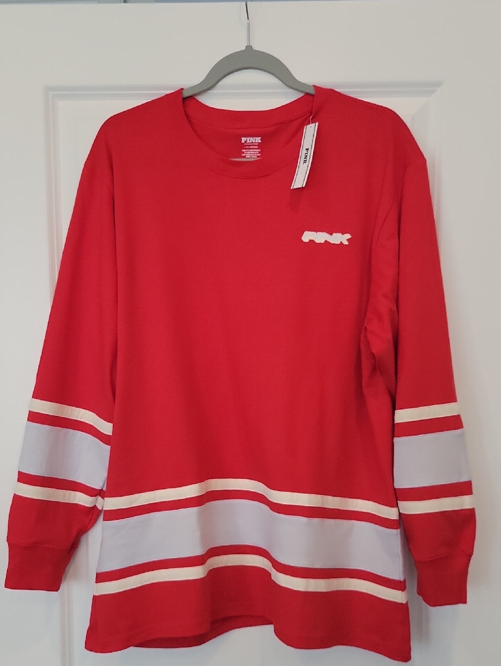PINK Victoria's Sectet Red Stripe Longsleeve TEE Size Large NWT
